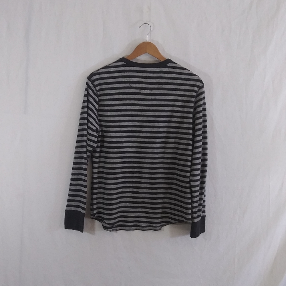 Gap Athletic Fit top.
